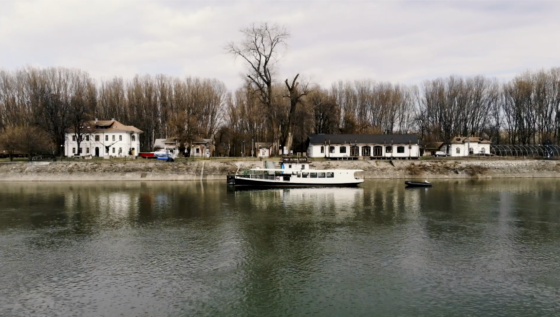 INO im Port cultural Cetate am Donau Km 811